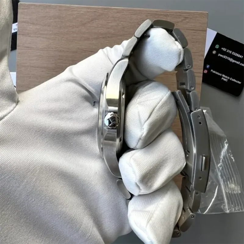 Hamilton Khaki Field King Automatic Black Dial Men's Watch- H64455133